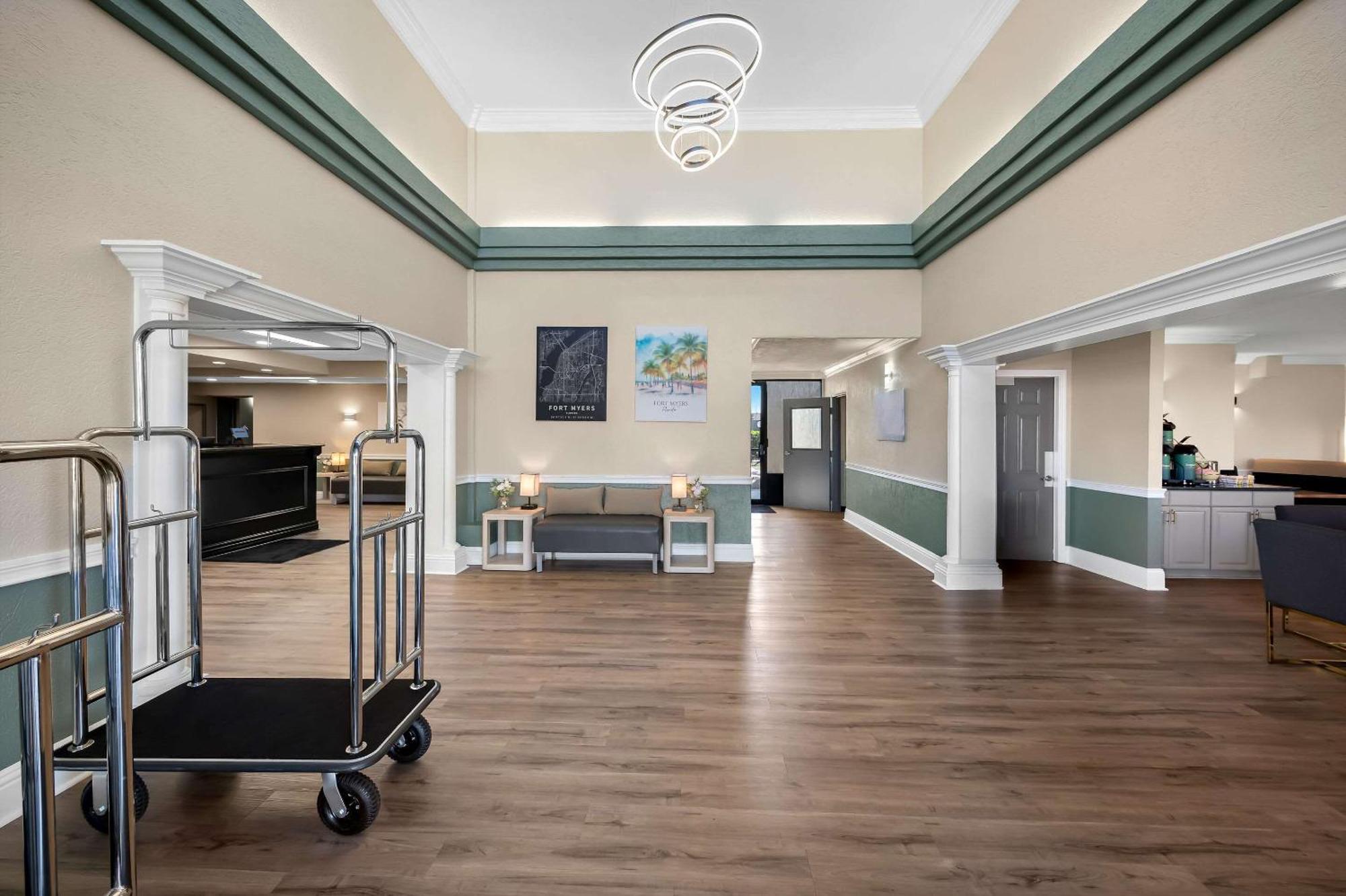 Quality Inn Fort Myers - Cape Coral מראה חיצוני תמונה
